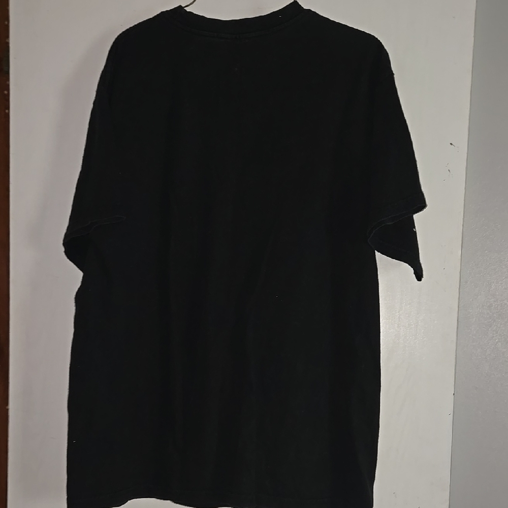 Selena & Tupac Black Graphic Tee - Picture 4 of 5